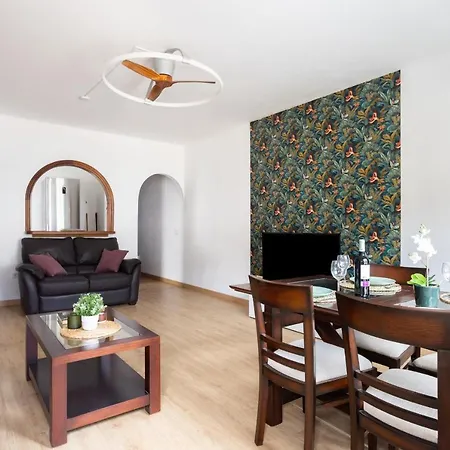 Caletillas Sea View Penthouse Apartment *