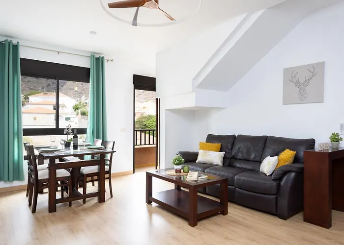 Daire Caletillas Sea View Penthouse